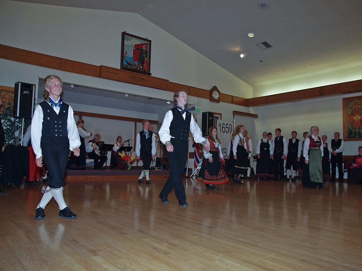 P8111738.jpg - Norsk Folkedans Stemne 2009