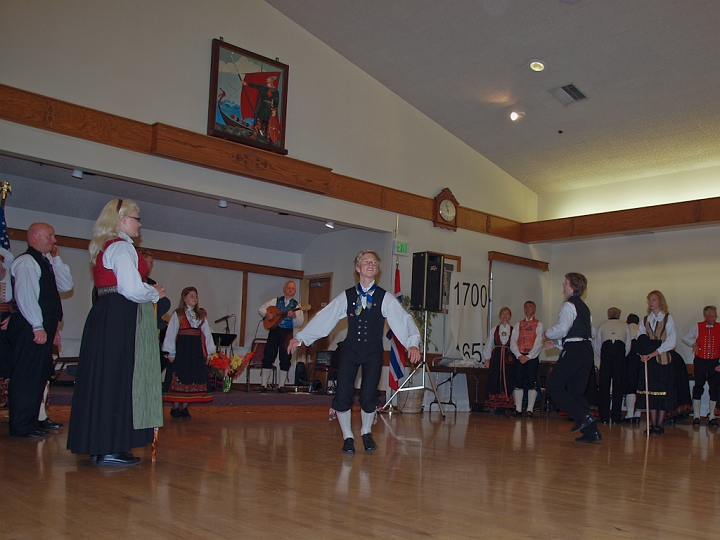 P8111752.jpg - Norsk Folkedans Stemne 2009