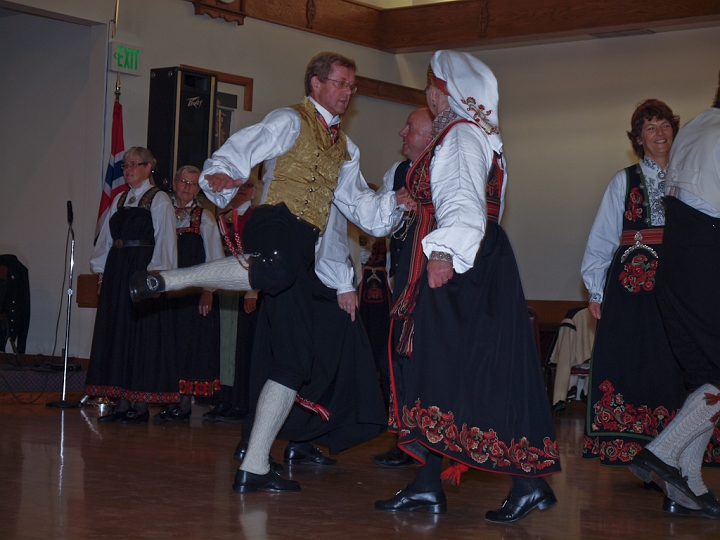 P8111783.jpg - Norsk Folkedans Stemne 2009