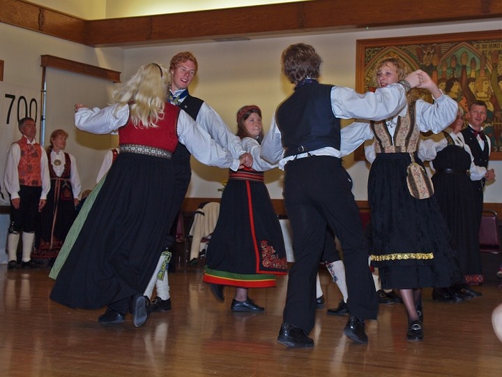 P8111796.jpg - Norsk Folkedans Stemne 2009