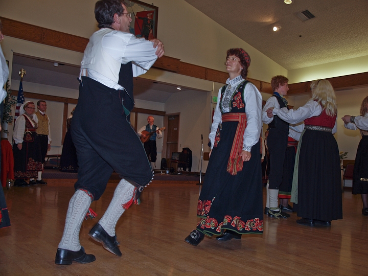 P8111802.jpg - Norsk Folkedans Stemne 2009