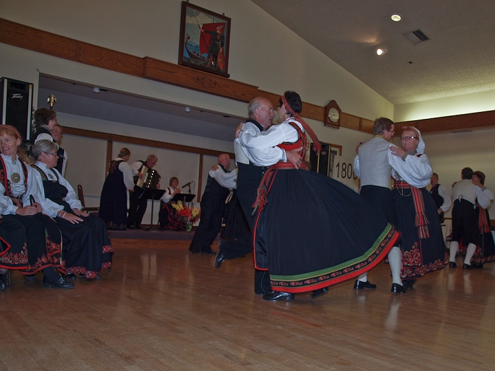 P8111821.jpg - Norsk Folkedans Stemne 2009
