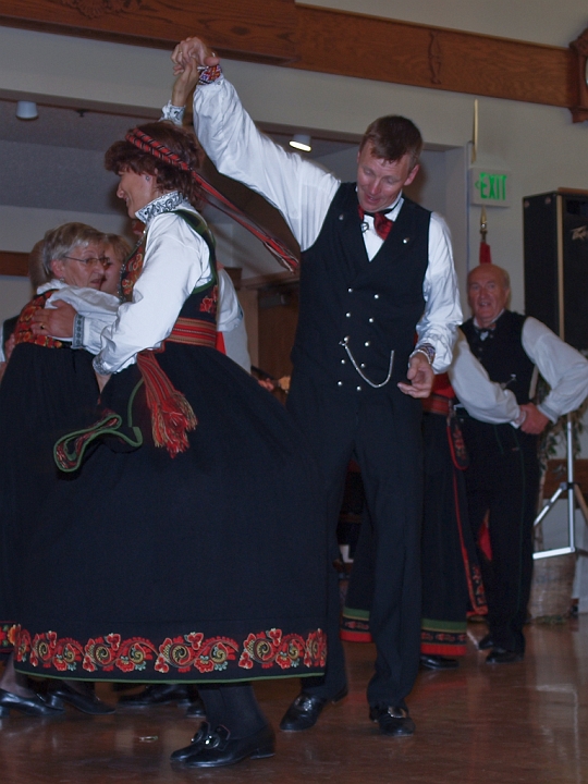 P8111842.jpg - Norsk Folkedans Stemne 2009