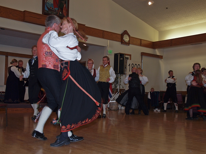 P8111845.jpg - Norsk Folkedans Stemne 2009