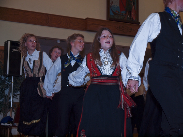 P8111863.jpg - Norsk Folkedans Stemne 2009