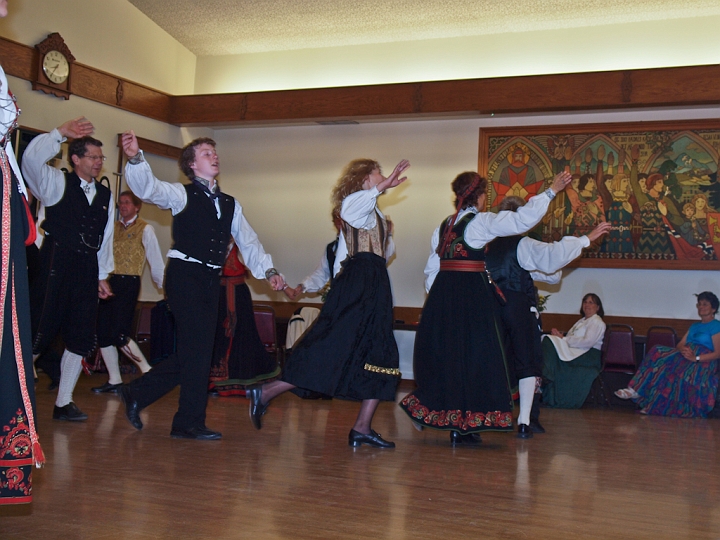 P8111884.jpg - Norsk Folkedans Stemne 2009