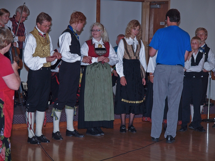 P8111906.jpg - Norsk Folkedans Stemne 2009